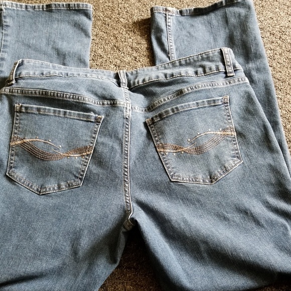 Blue Jeans - Picture 2 of 2